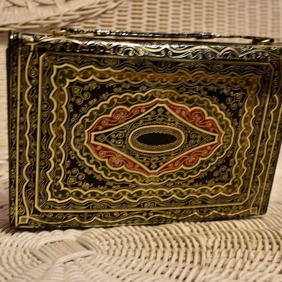 Host Pick 🥂 Italian Leather Clutch Purse - Picture 7 of 7